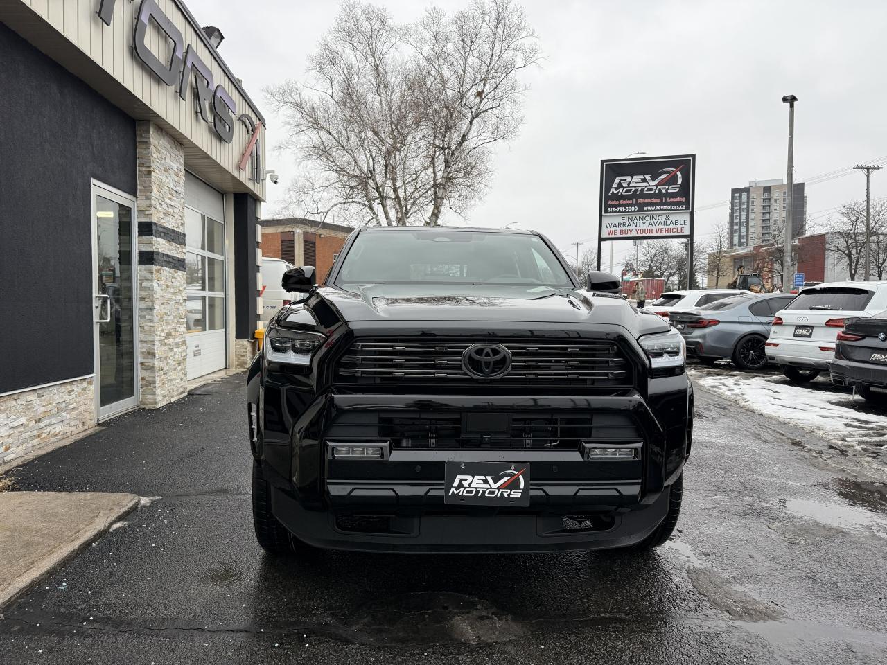 2025 Toyota 4Runner Platinum | Hybrid | Running Boards Photo
