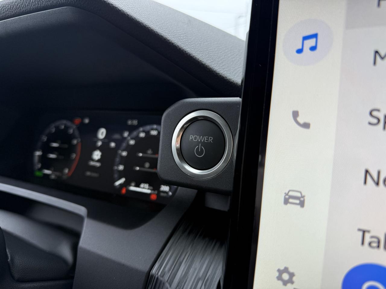 2025 Toyota 4Runner Platinum | Hybrid | Running Boards Photo