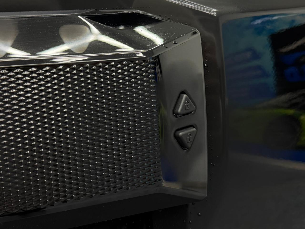 2025 Toyota 4Runner Platinum | Hybrid | Running Boards Photo