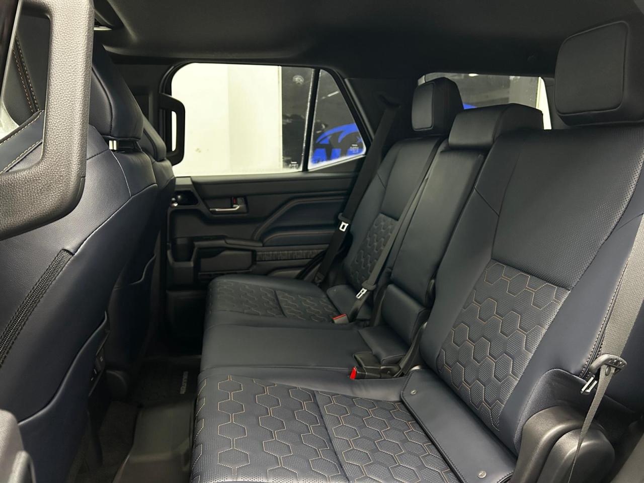 2025 Toyota 4Runner Platinum | Hybrid | Running Boards Photo