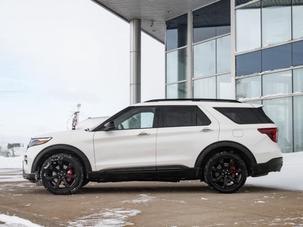 2024 Ford Explorer ST Photo