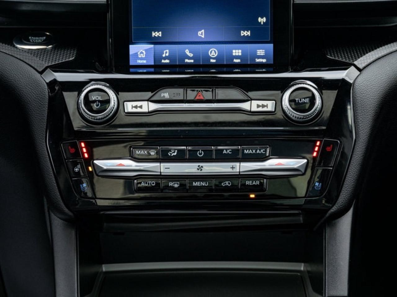 2024 Ford Explorer ST Photo