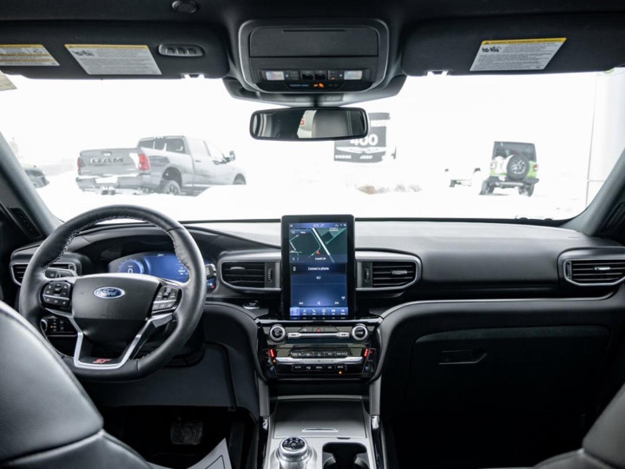 2024 Ford Explorer ST Photo