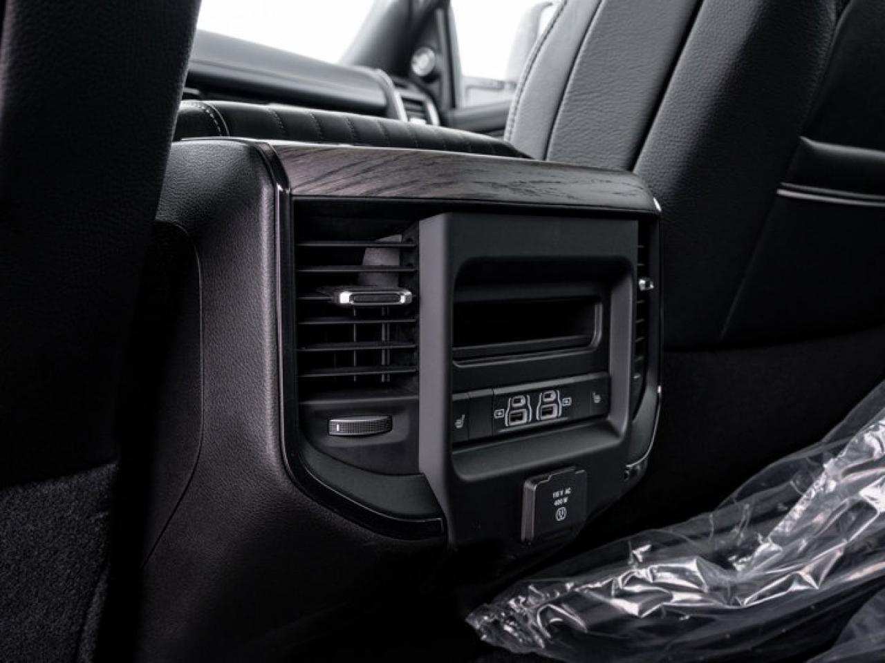 2026 RAM 3500 Limited Photo