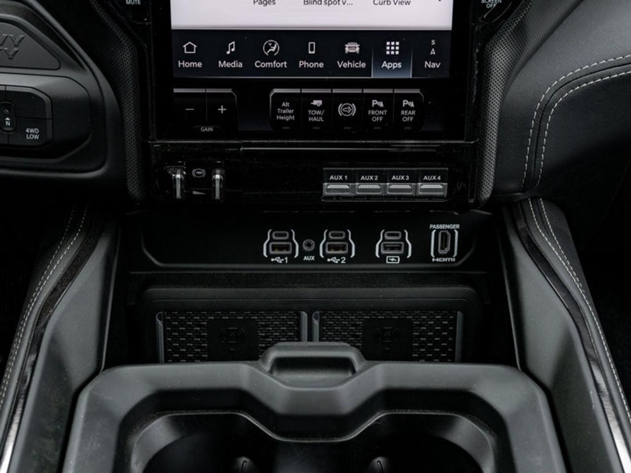 2026 RAM 3500 Limited Photo