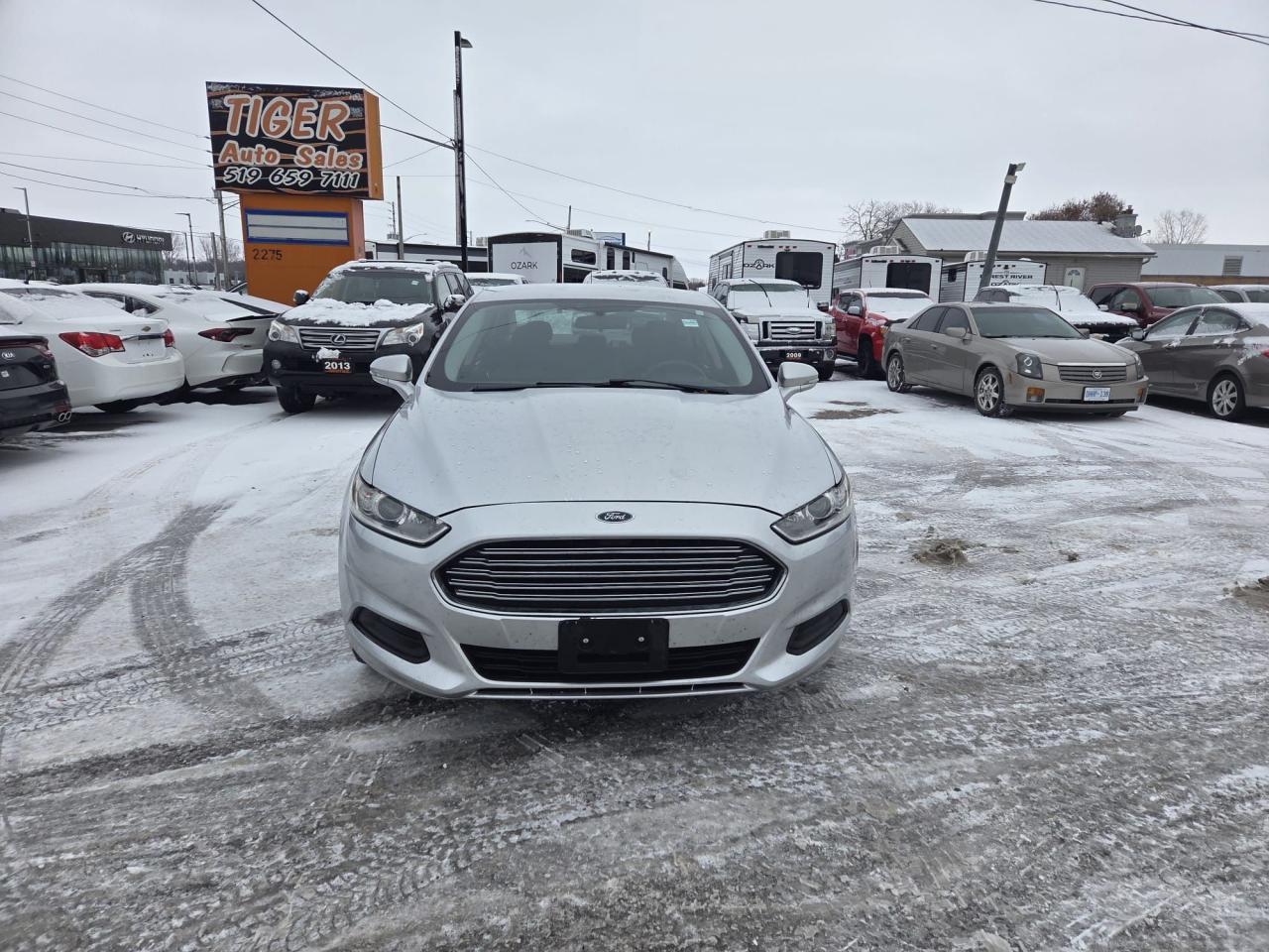 2014 Ford Fusion SE, AUTO, SEDAN, ONLY 142KMS, CERTIFIED Photo