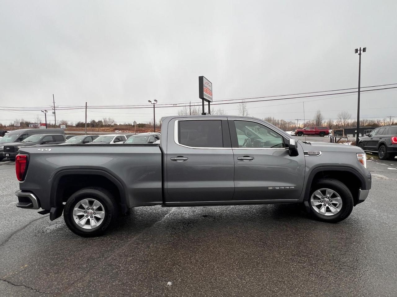 2021 GMC Sierra 1500 SLE Photo