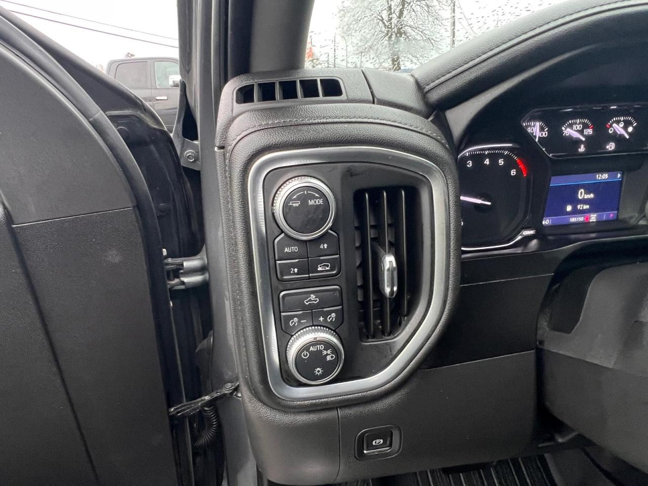 2021 GMC Sierra 1500 SLE Photo