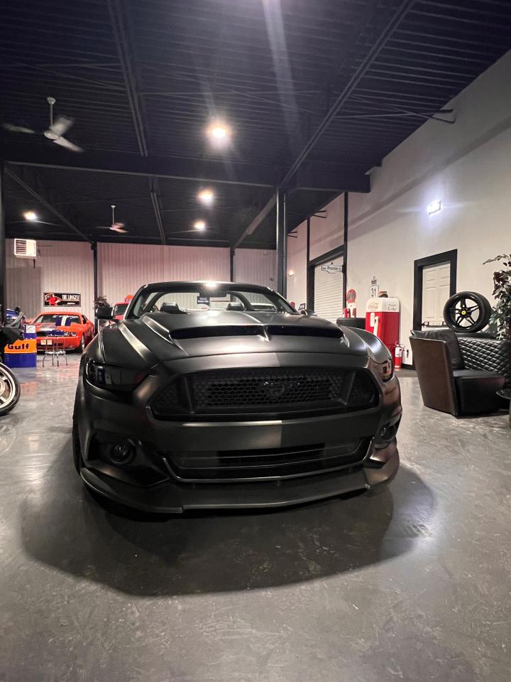 2015 Ford Mustang 2dr Conv GT Premium Photo