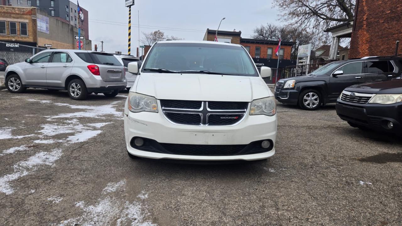 2011 Dodge Grand Caravan Crew Photo