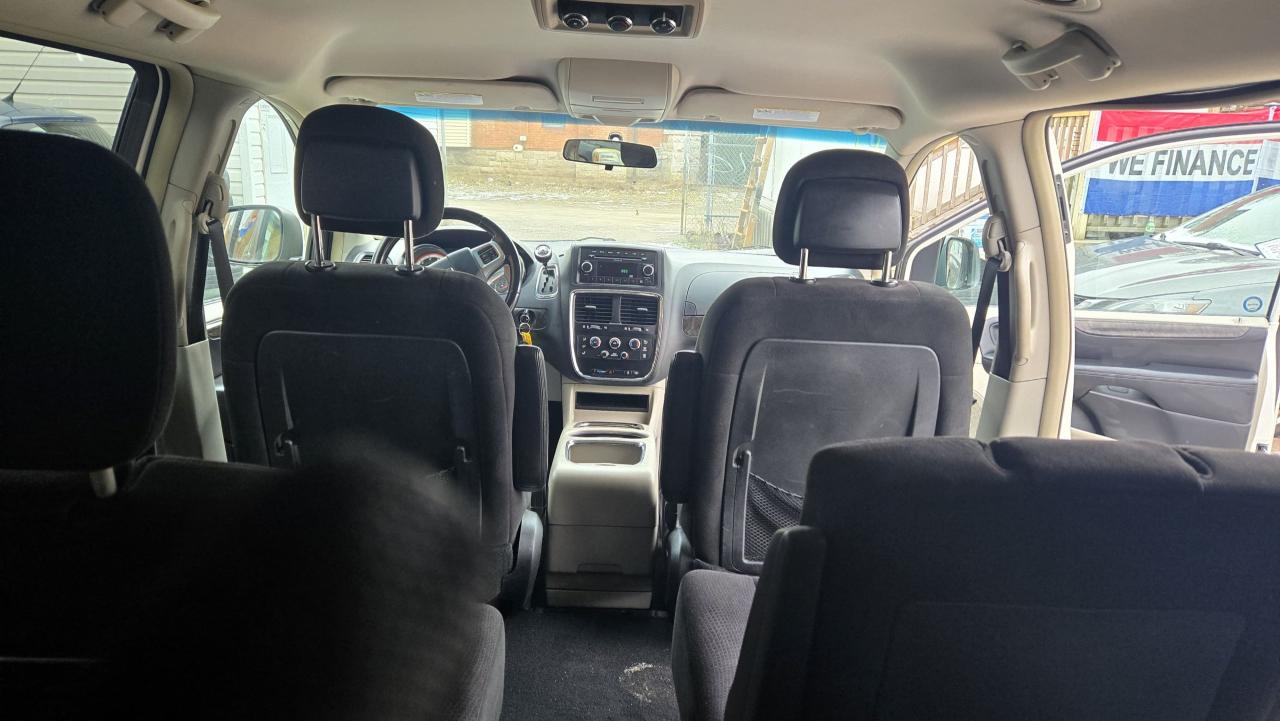 2011 Dodge Grand Caravan Crew Photo