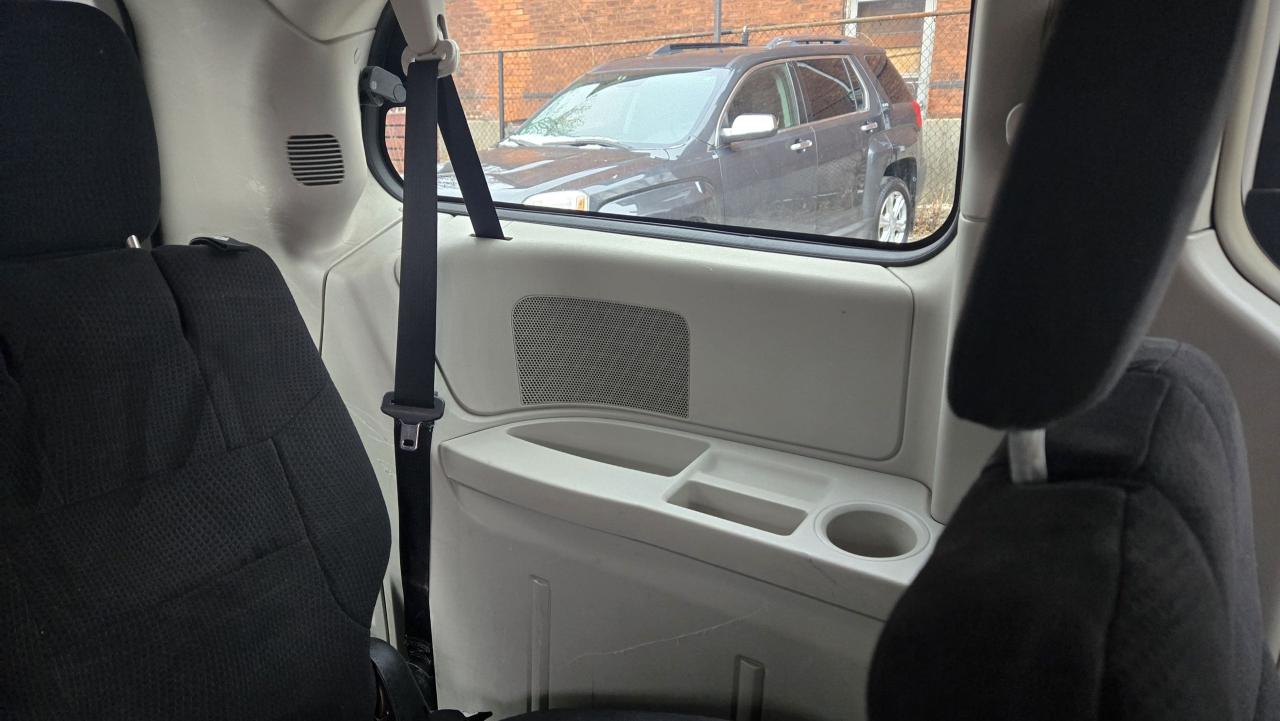 2011 Dodge Grand Caravan Crew Photo