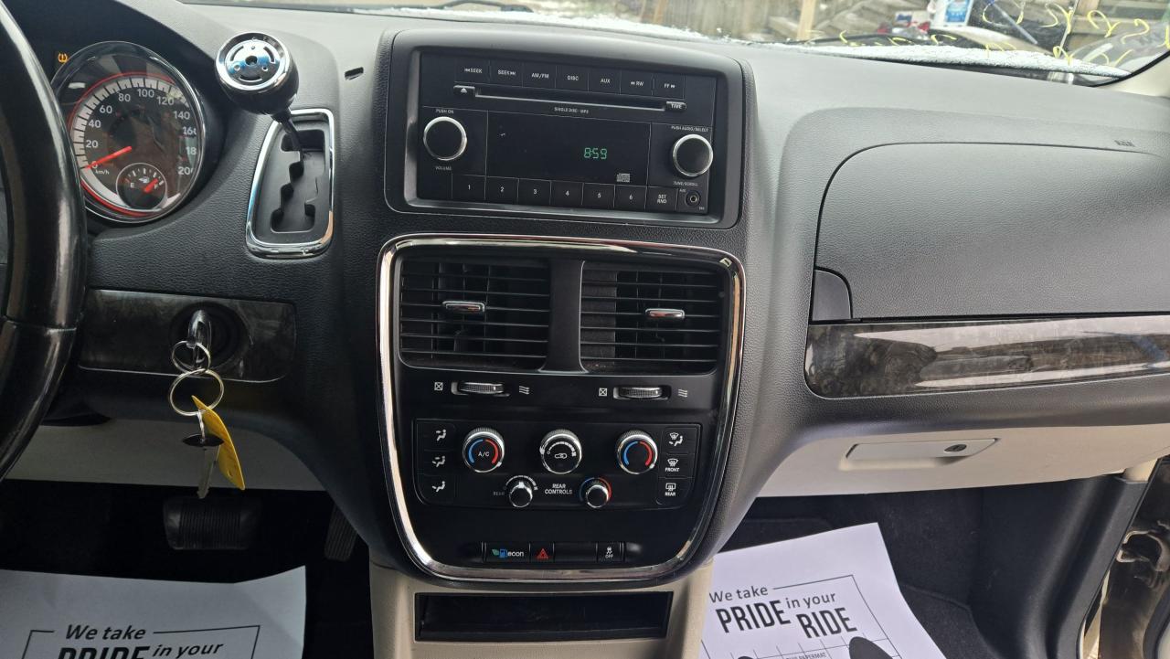 2011 Dodge Grand Caravan Crew Photo