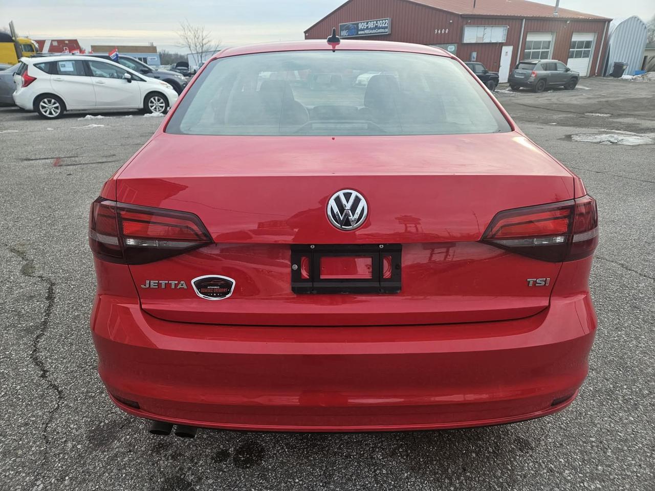2016 Volkswagen Jetta 4dr 1.4 TSI Auto Trendline Photo