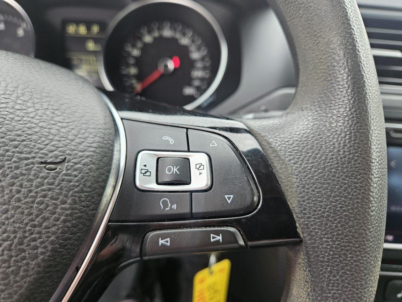 2016 Volkswagen Jetta Trendline Photo