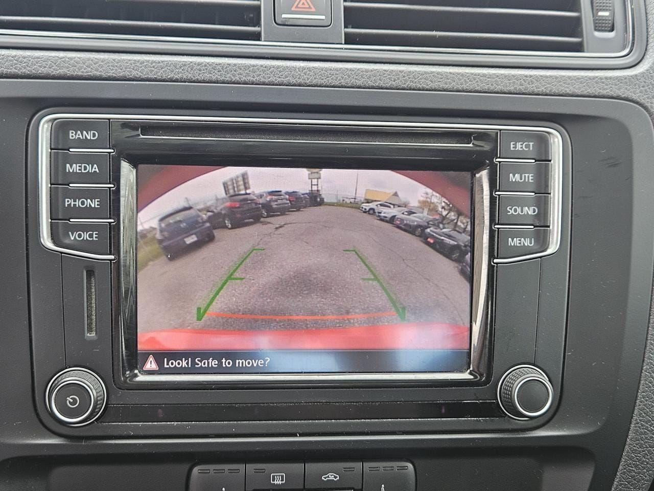 2016 Volkswagen Jetta Trendline Photo
