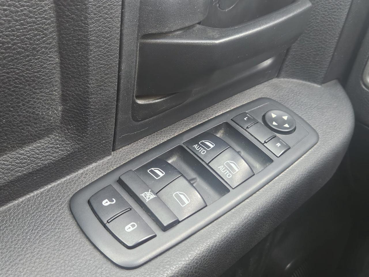 2017 RAM 1500 Express Photo