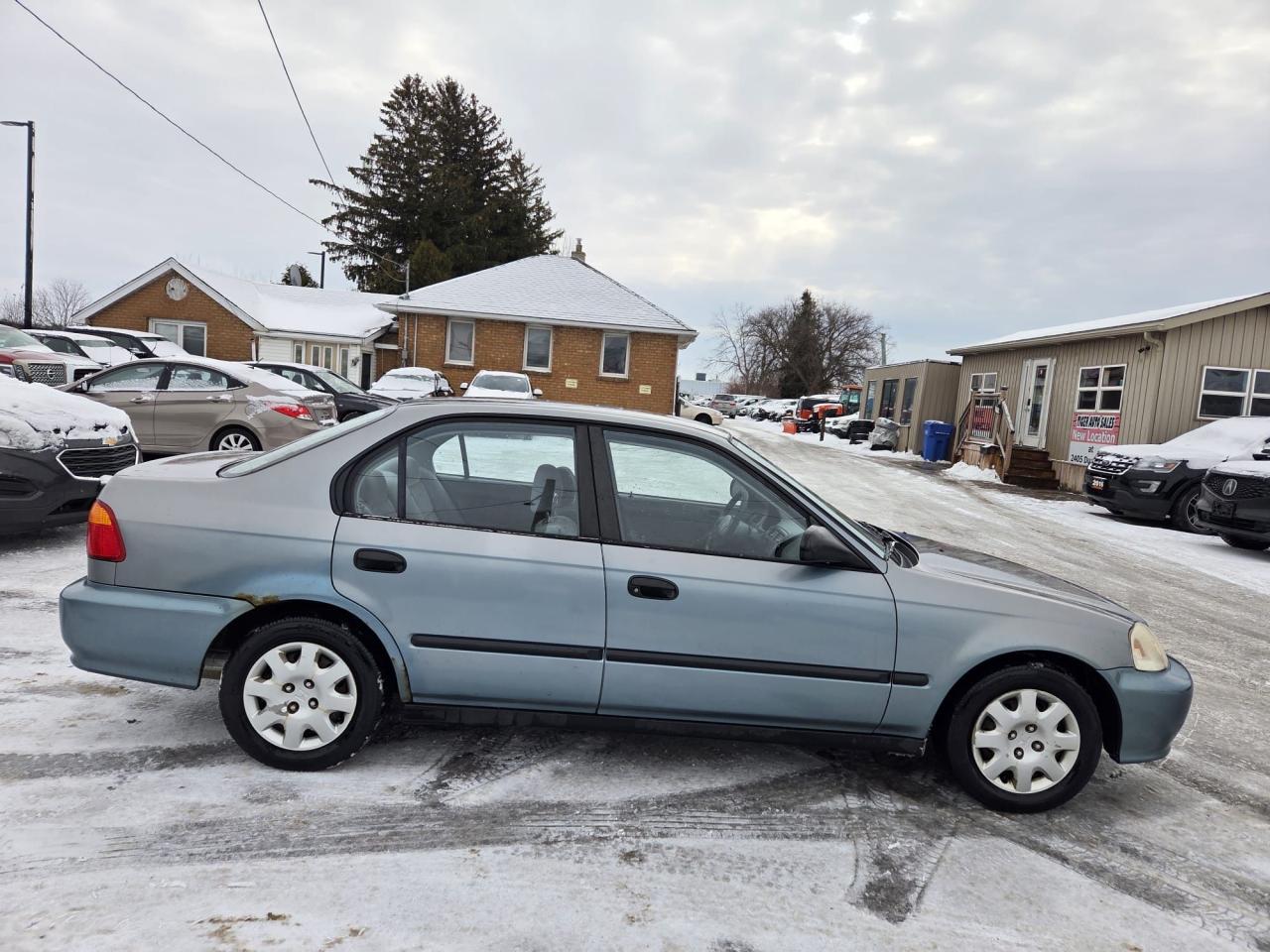 1999 Honda Civic LX, SEDAN, AUTO, ONLY 184KMS, RUNS WELL, AS IS Photo