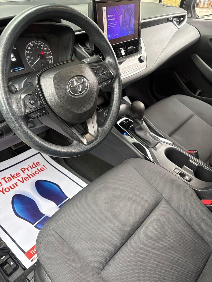 2023 Toyota Corolla LE Photo