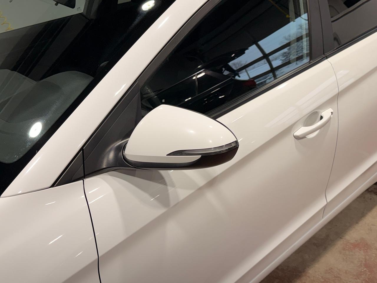 2019 Hyundai Elantra Preferred+Camera+ApplePlay+Blind Spot+LOW KMS! Photo