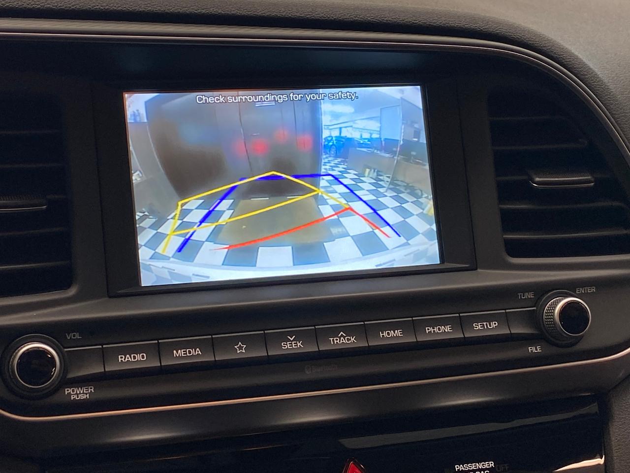 2019 Hyundai Elantra Preferred+Camera+ApplePlay+Blind Spot+LOW KMS! Photo29