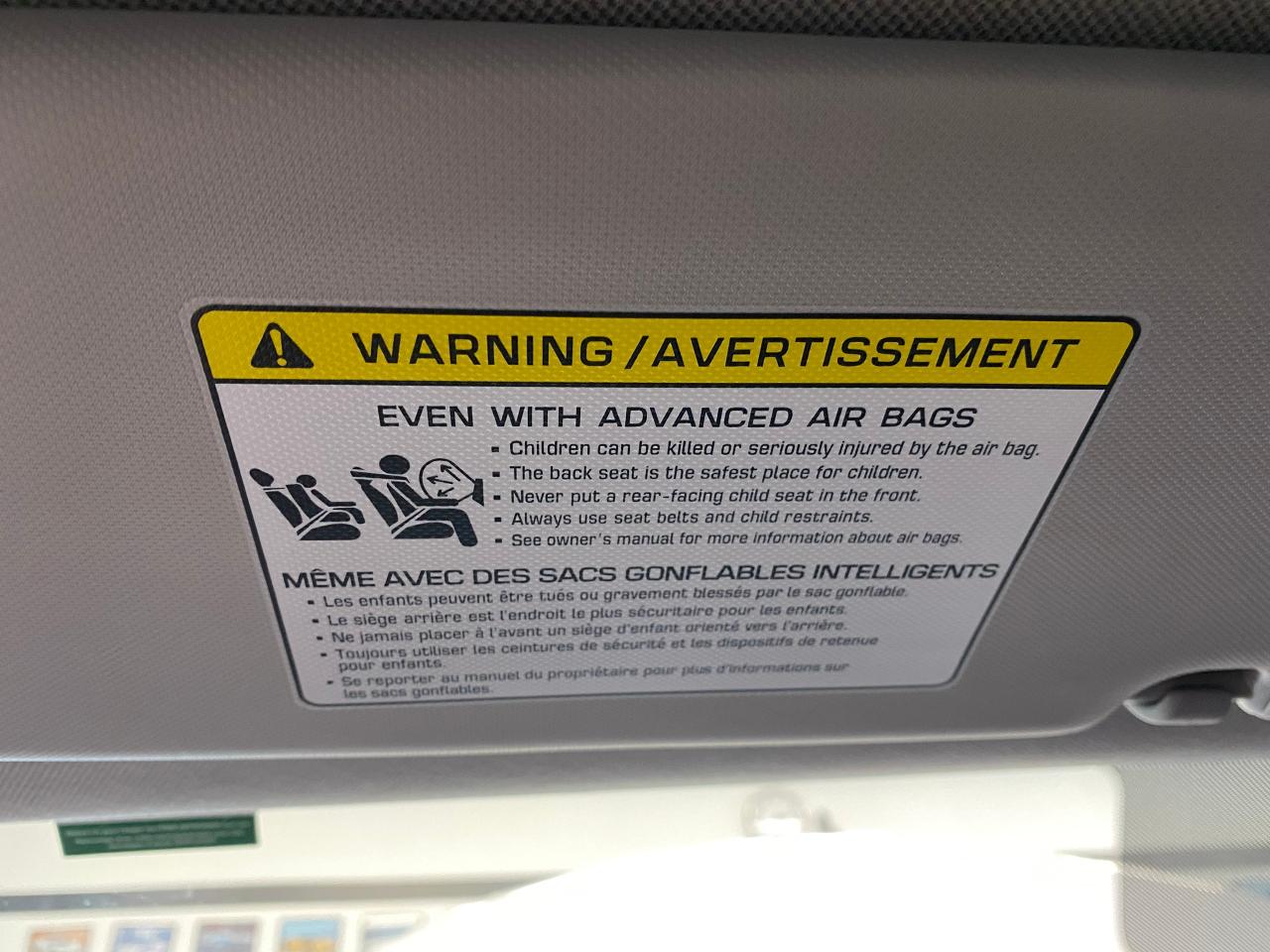 2019 Hyundai Elantra Preferred+Camera+ApplePlay+Blind Spot+LOW KMS! Photo41