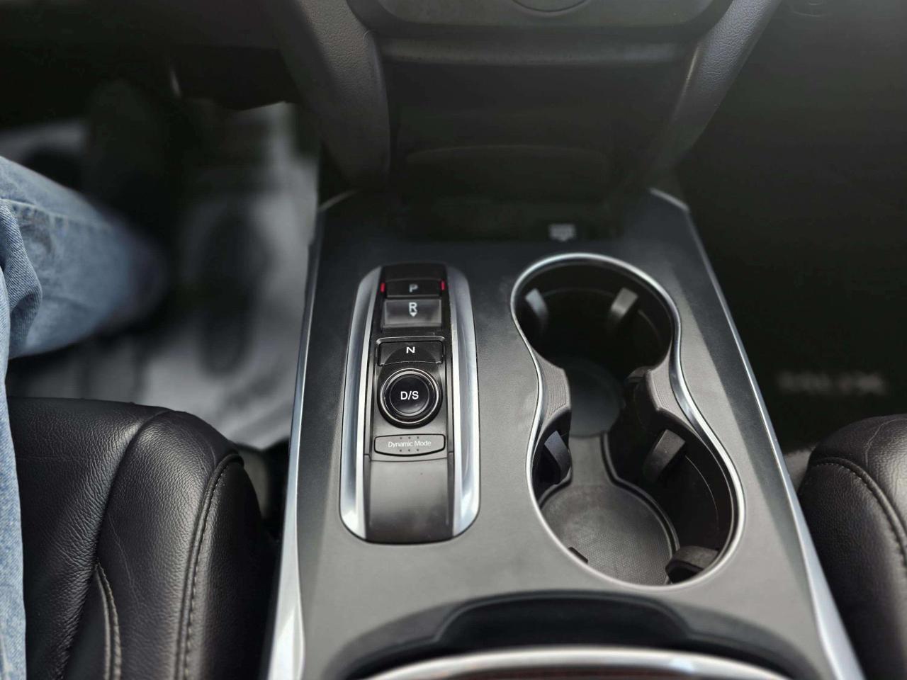 2017 Acura MDX SH-AWD 4DR Photo