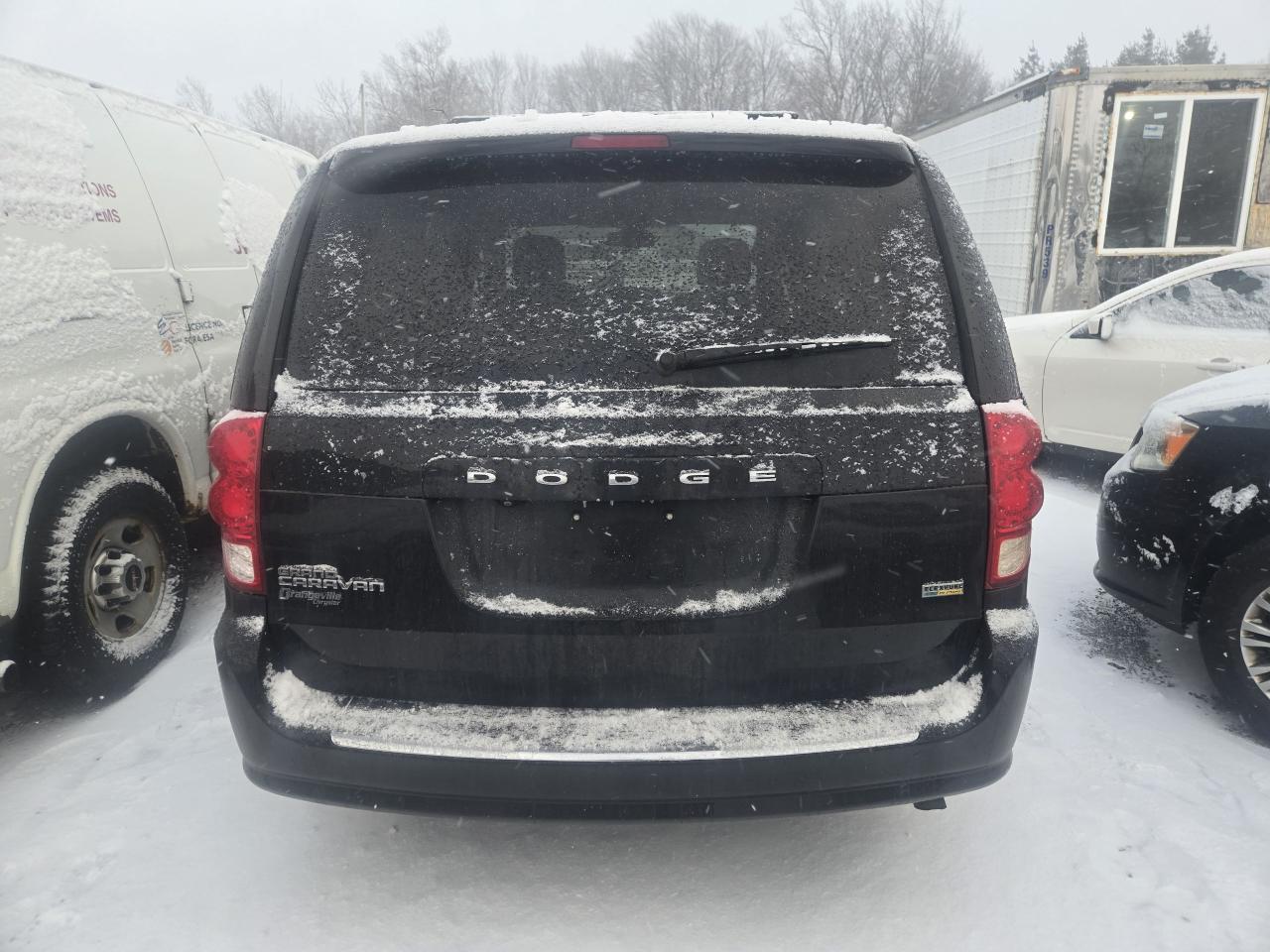 2019 Dodge Grand Caravan SXT Premium Plus Photo4