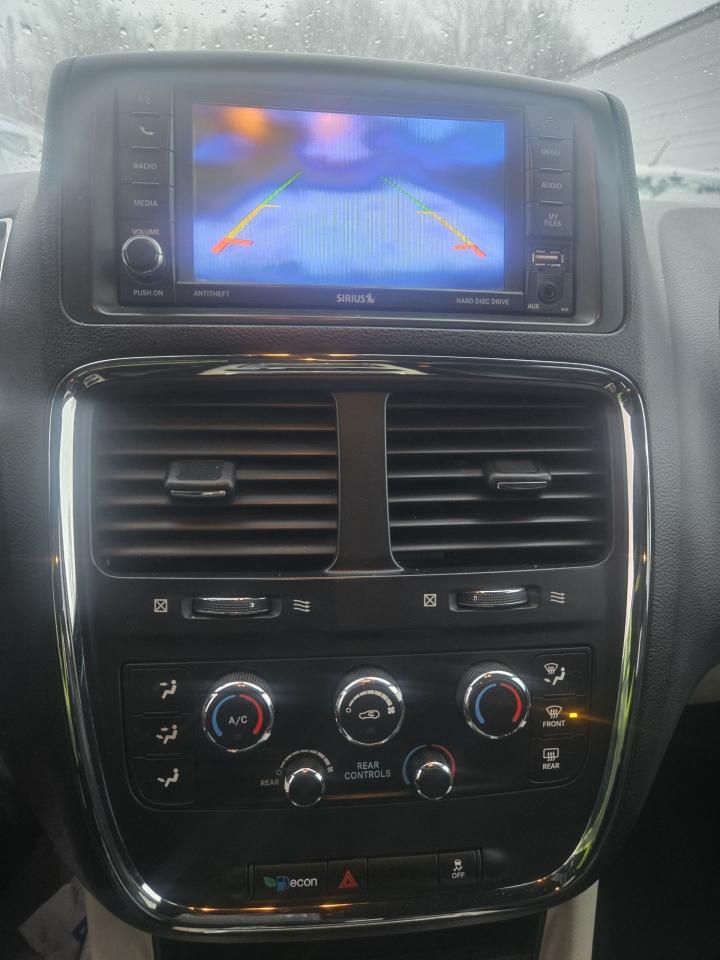 2019 Dodge Grand Caravan SXT Premium Plus - Photo #10