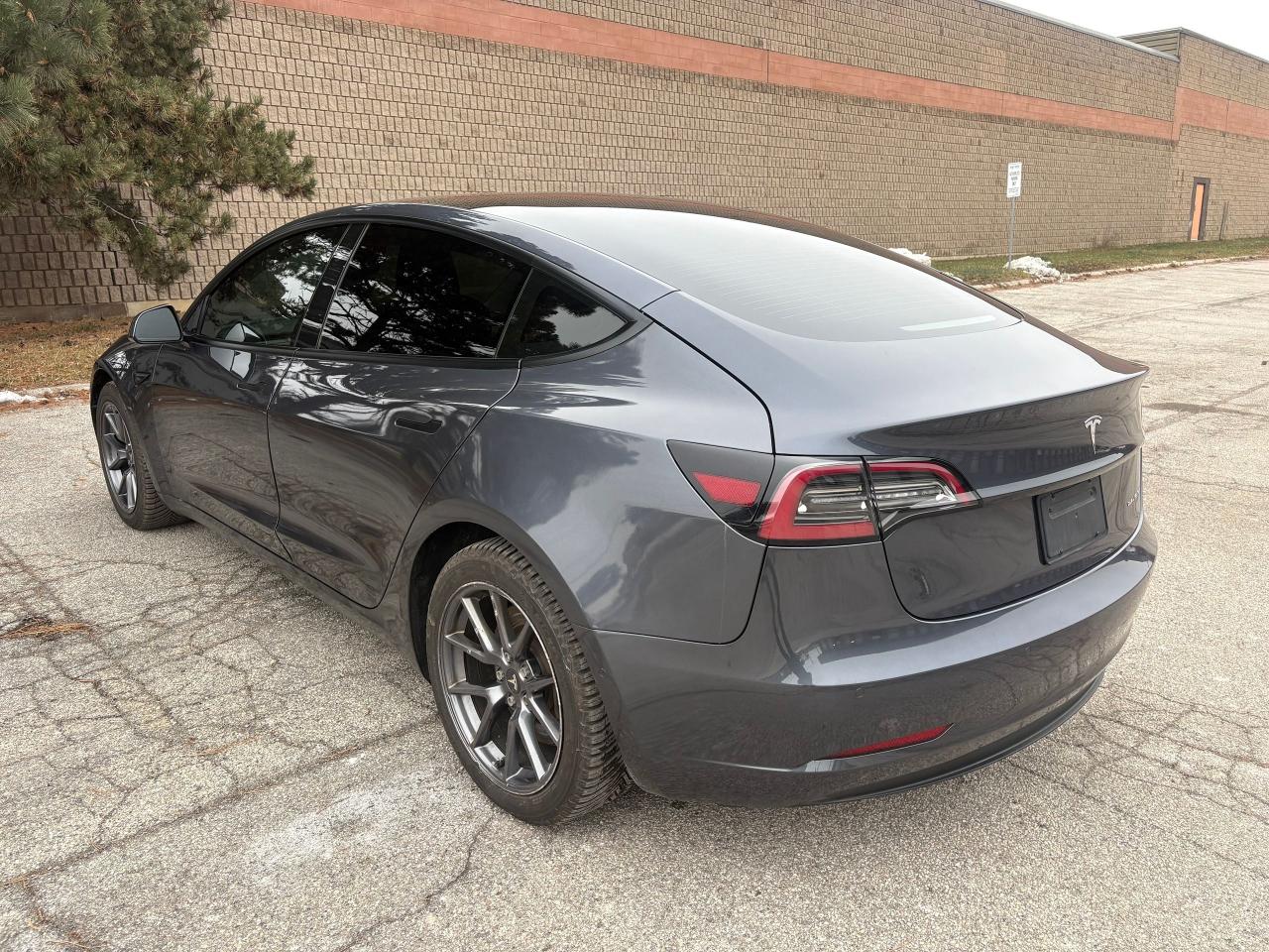 2021 Tesla Model 3 LONG RANGE Photo