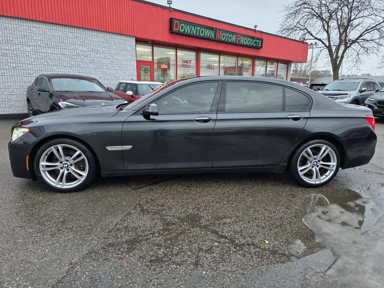 2013 BMW 7 Series 750Li xDrive M Package Photo2