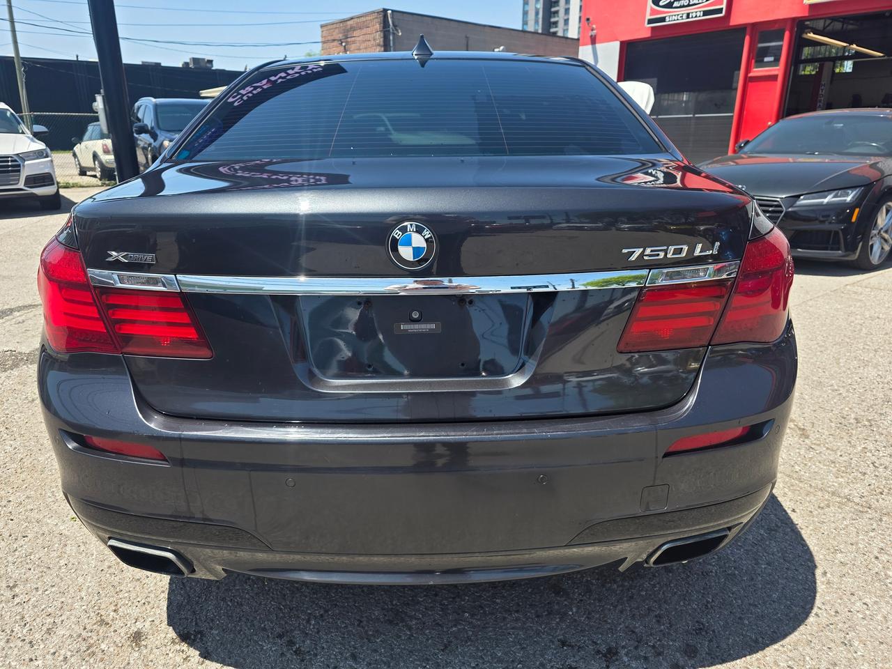 2013 BMW 7 Series 750Li xDrive M Package Photo