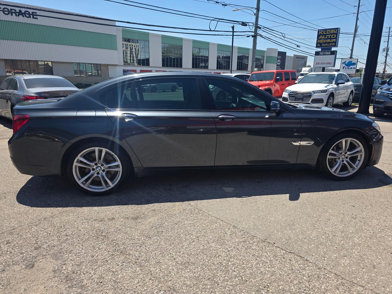 2013 BMW 7 Series 750Li xDrive M Package Photo