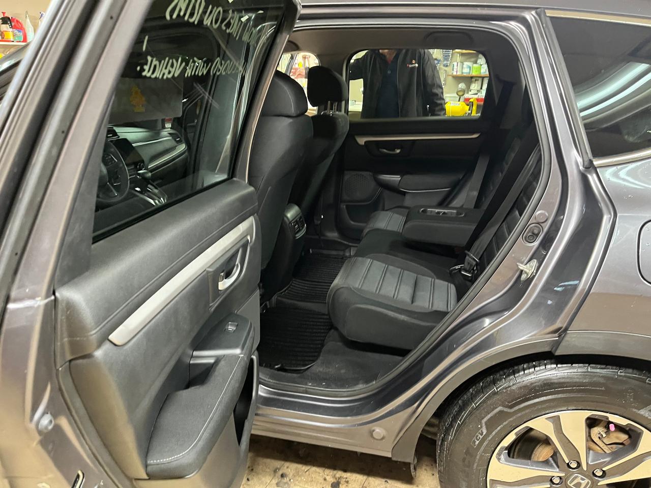 2017 Honda CR-V LX AWD Photo