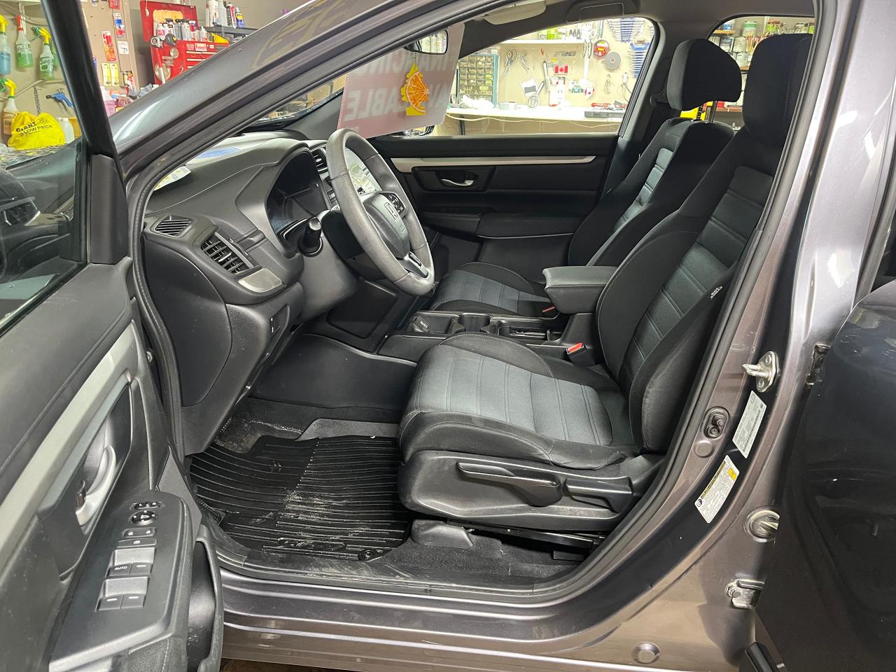 2017 Honda CR-V LX AWD Photo