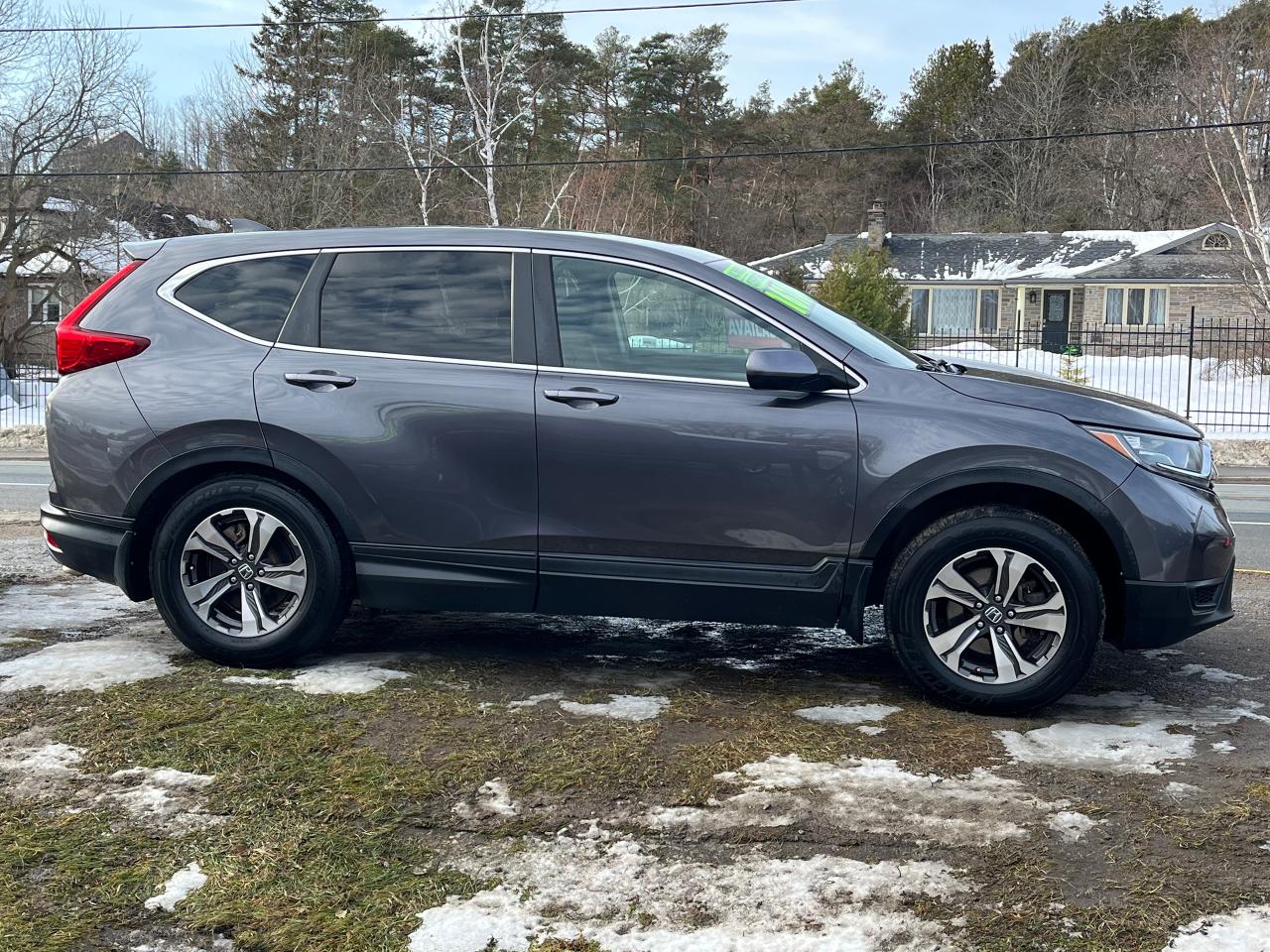 2017 Honda CR-V LX AWD Photo0
