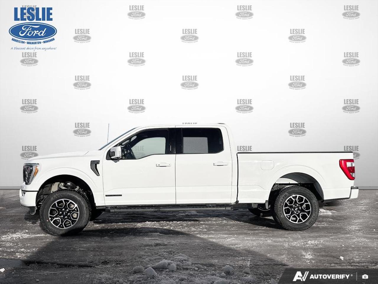 2022 Ford F-150 Lariat 4WD SuperCrew 5.5' Box Photo2