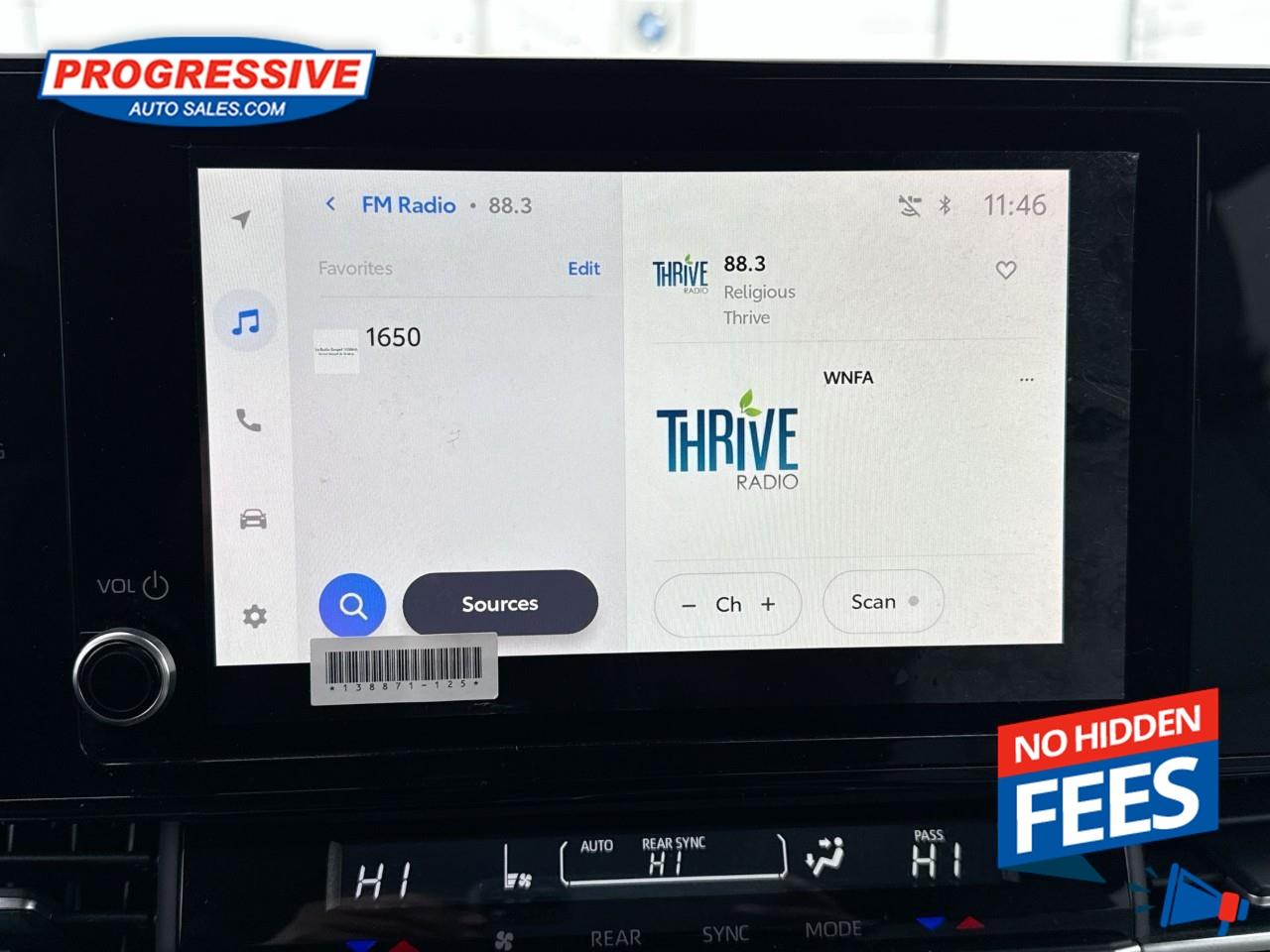 2025 Toyota Sienna LE 8-Passenger Photo