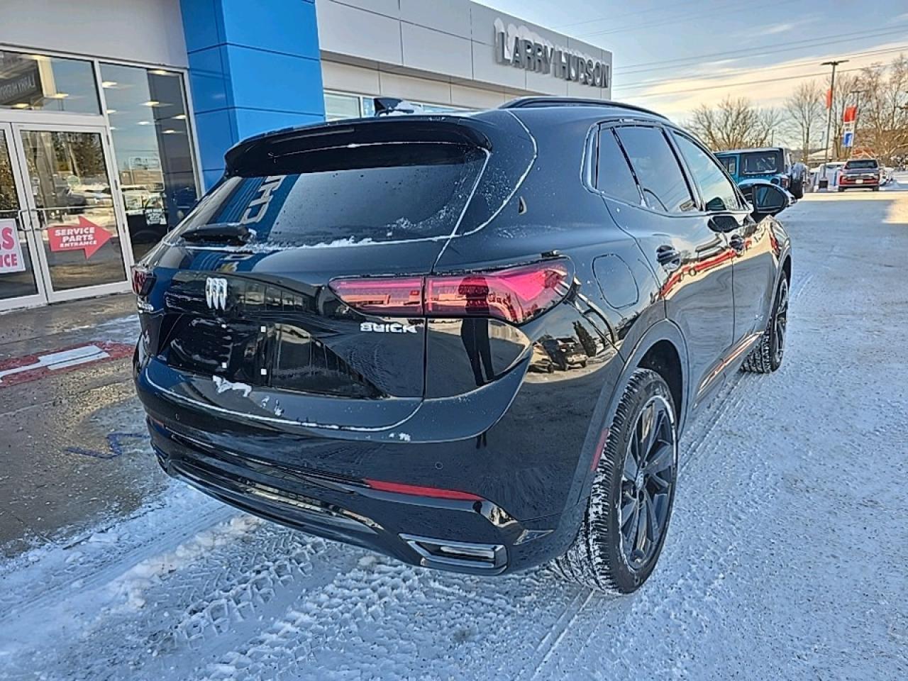 2026 Buick Envision SPORT TOURING Photo2