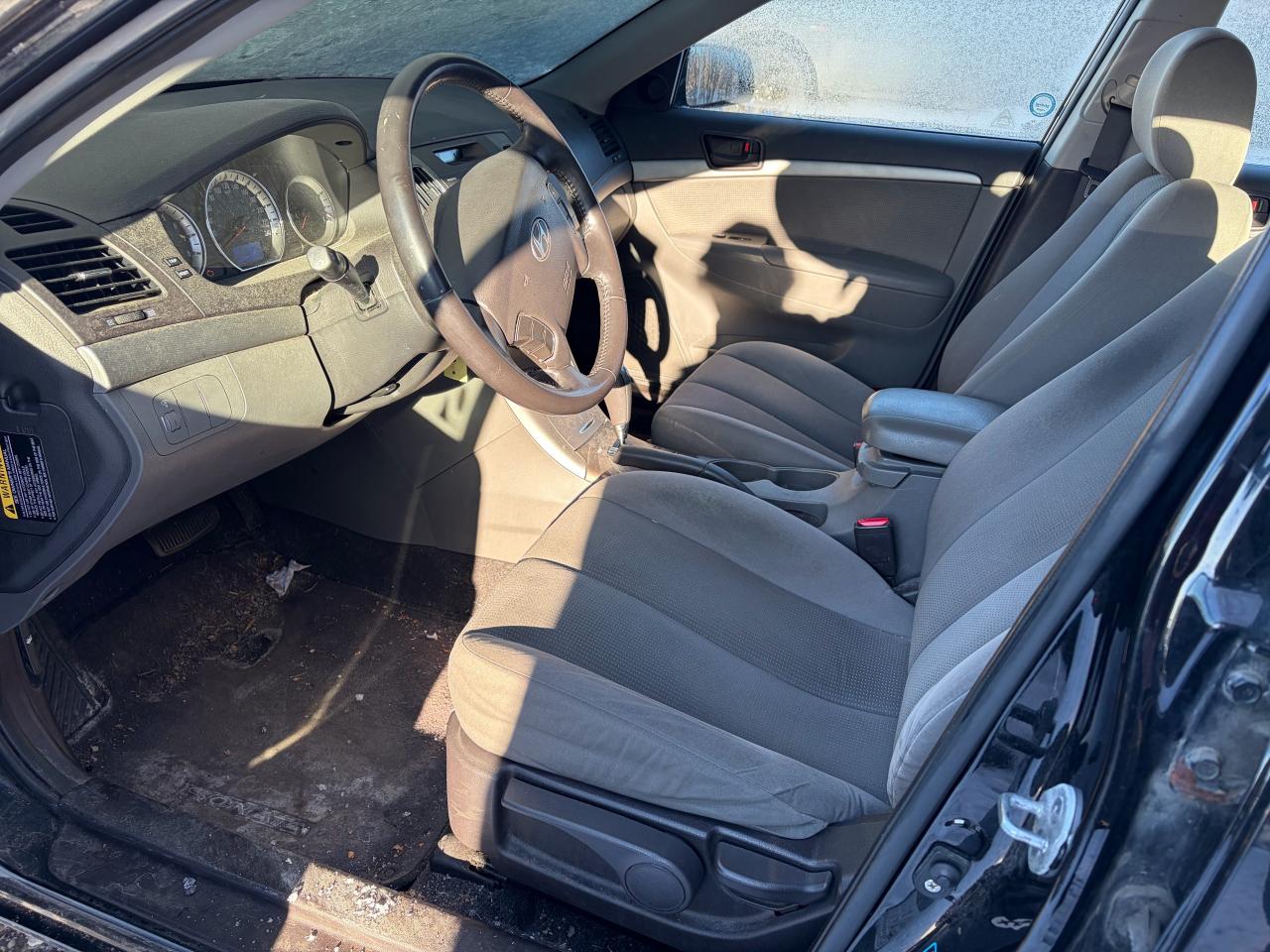 2010 Hyundai Sonata GL Photo