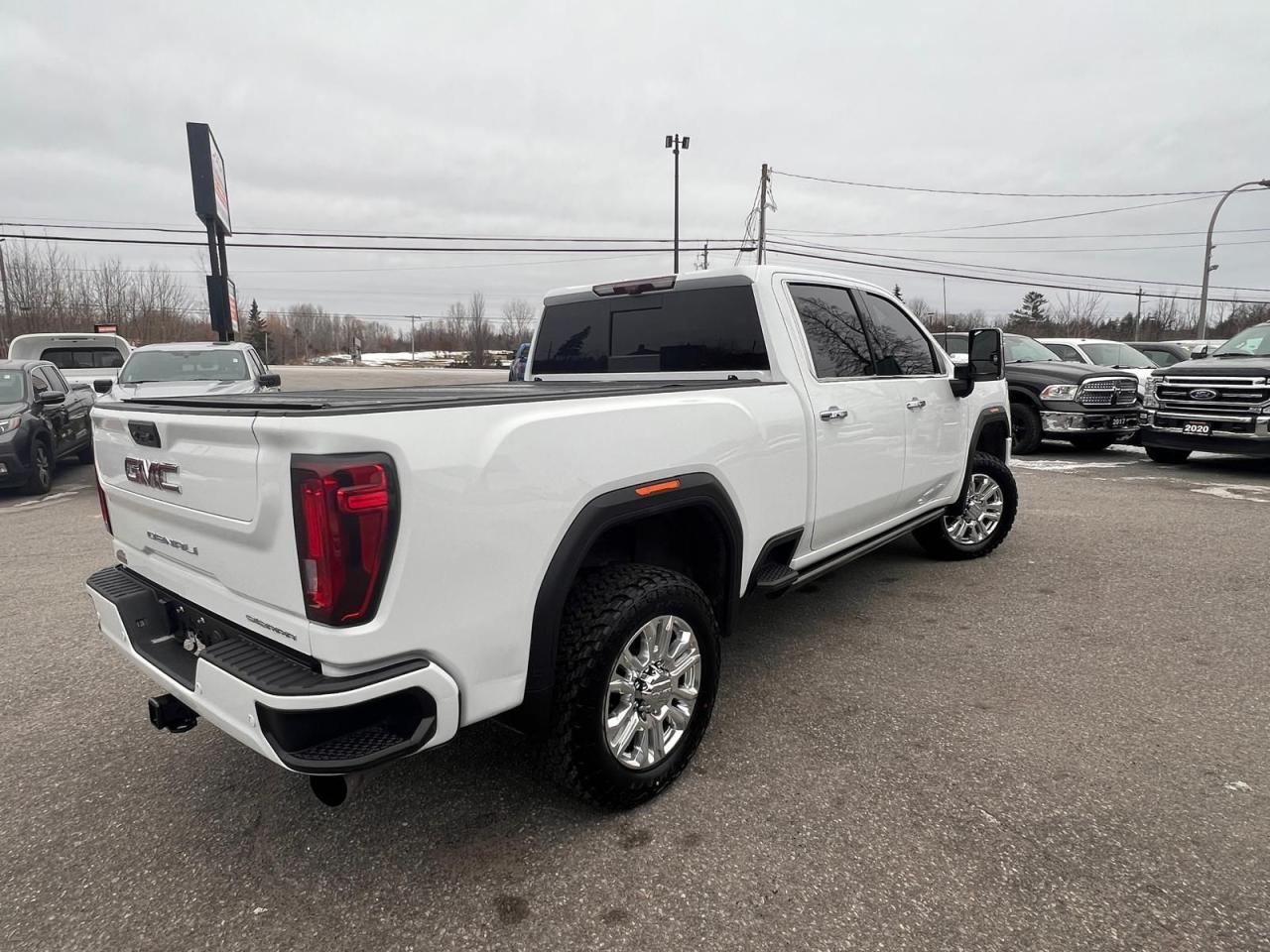 2023 GMC Sierra 2500 Denali Photo4