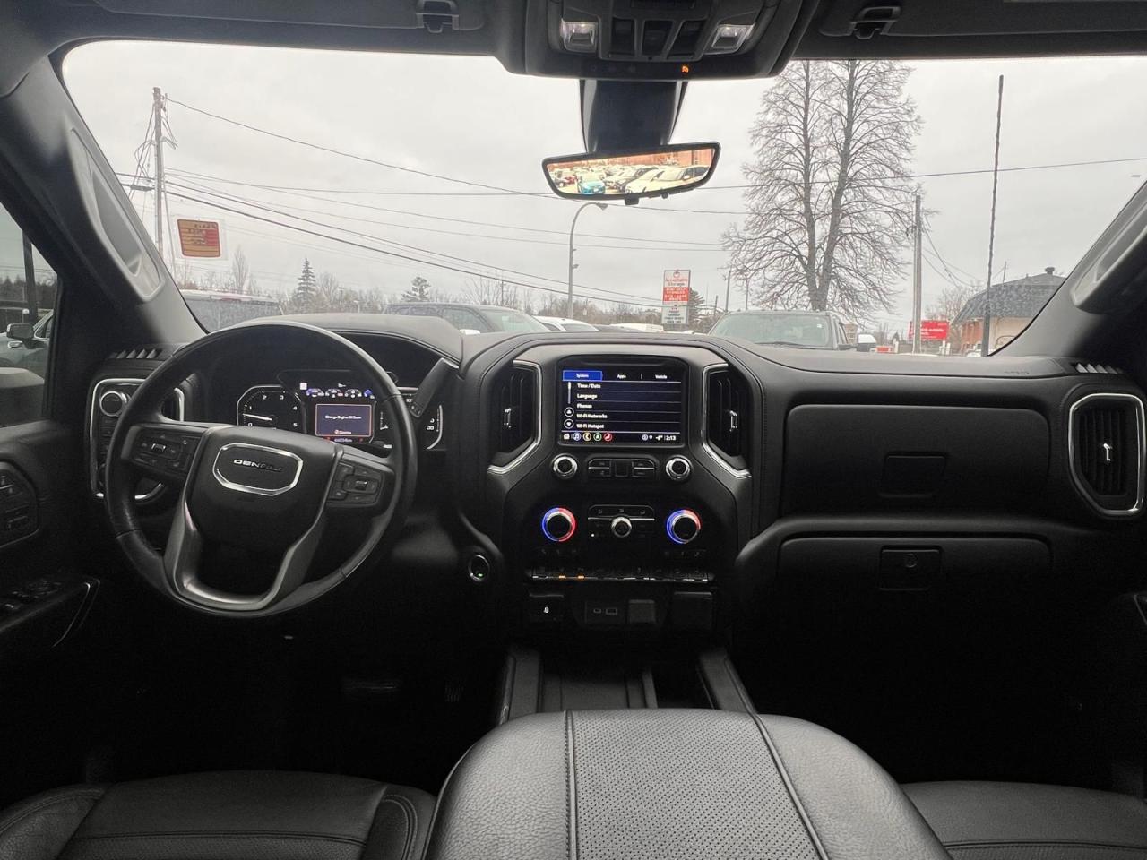 2023 GMC Sierra 2500 Denali Photo