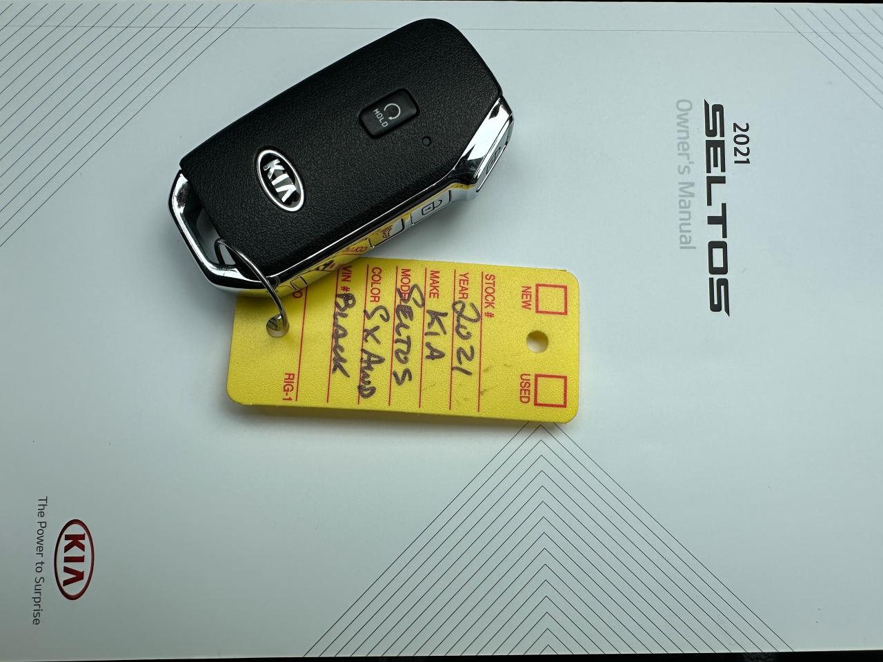 2021 Kia Seltos SX-Turbo AWD HTD/CLD-LTHR Sunroof NAV BackupCam XM Photo