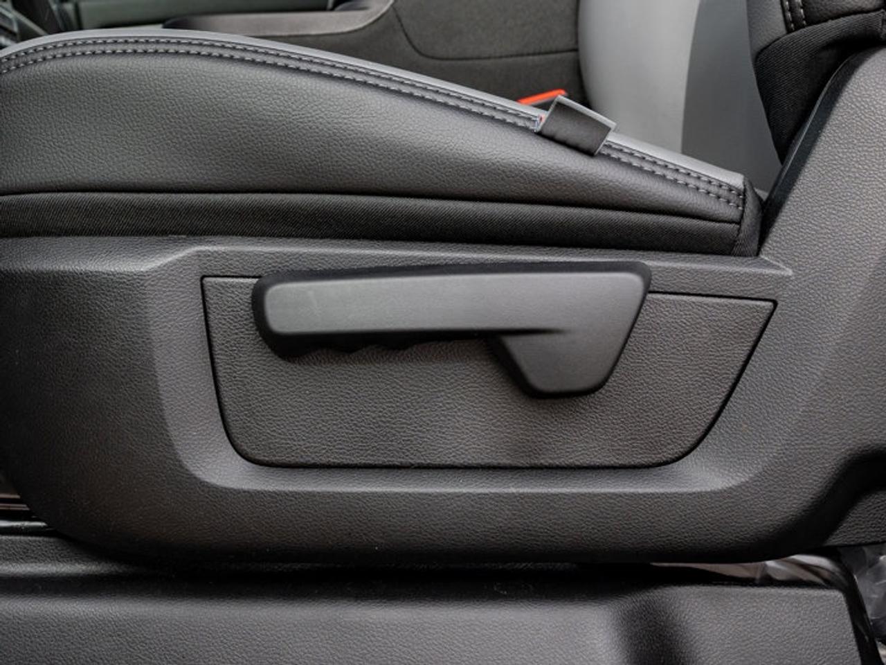 2026 RAM 5500 Chassis Tradesman Photo