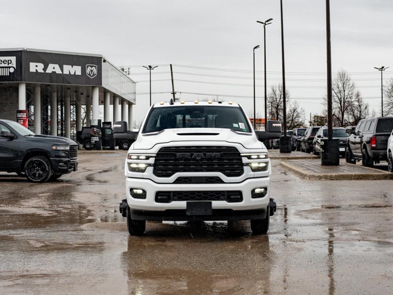 2026 RAM 3500 Limited Photo