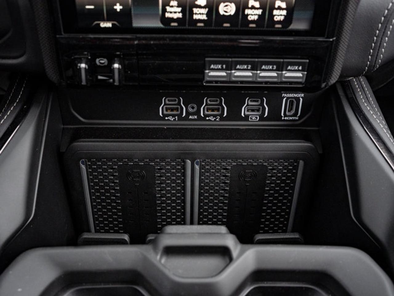 2026 RAM 3500 Limited Photo