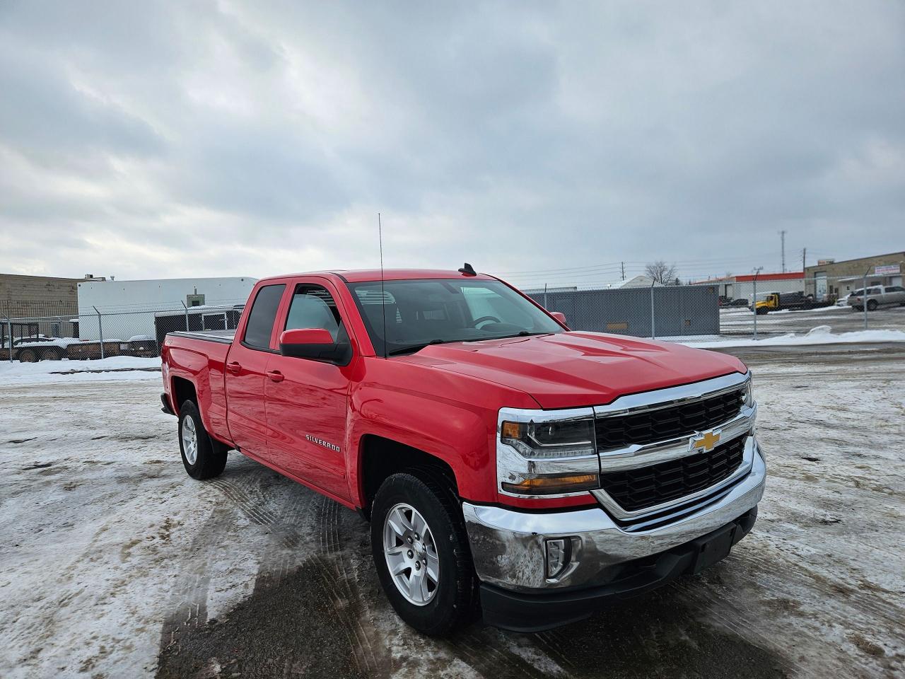 2018 Chevrolet Silverado 1500 LT Photo