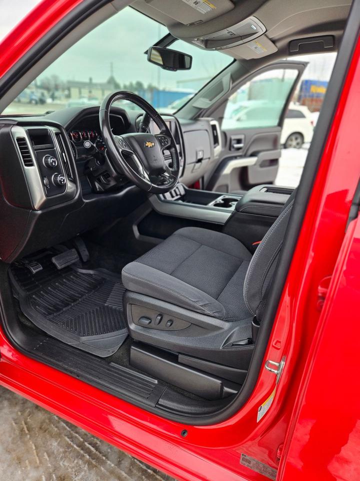 2018 Chevrolet Silverado 1500 LT Photo