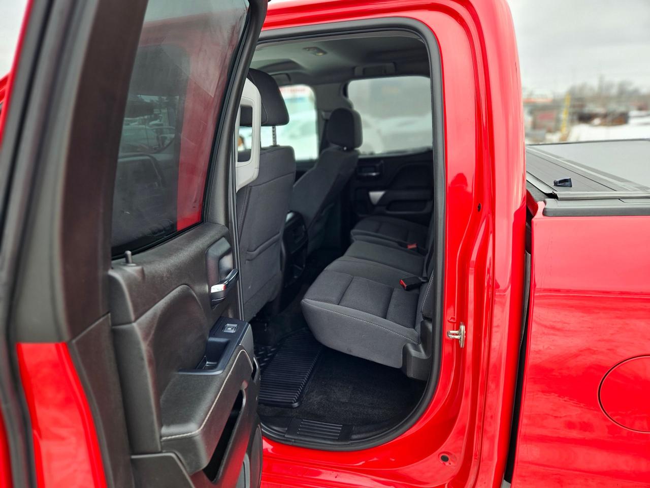 2018 Chevrolet Silverado 1500 LT Photo