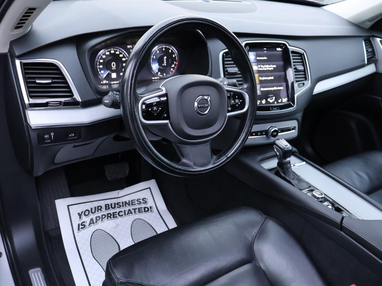 2020 Volvo XC90 T6 MOMENTOUM AWD CERTIFIED *7 SEATS*2nd WINTER* CAMERA NAV BLUETOOTH LEATHER HEATED SEATS PANO ROOF CRUISE ALLOYS Photo